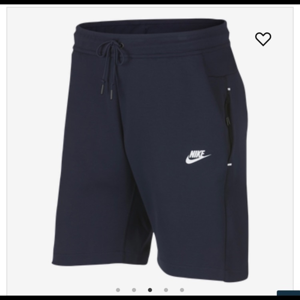 Nike Sportswear Tech Fleece Shorts Large in Blue